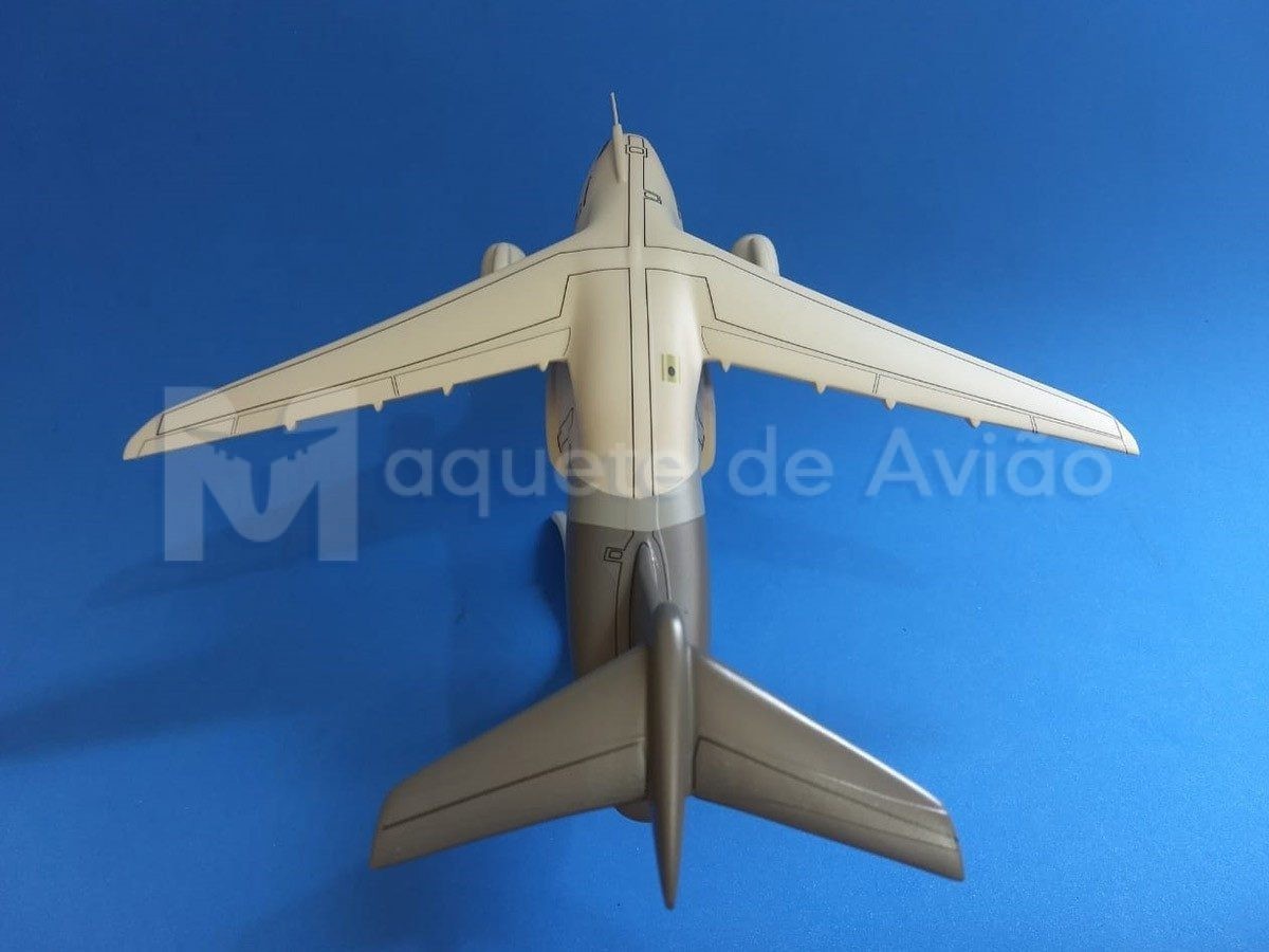 Maquete KC-390